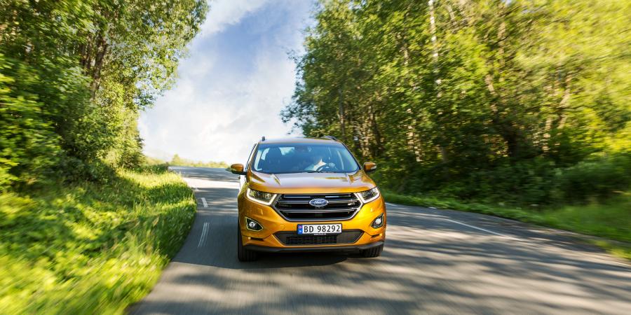  Ford Edge Sport 2016 года  (WW) (фото 24 из 33)